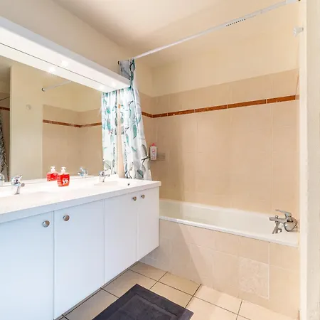 La Fontaine - Confortable, Calme & Spacieux Appartamento